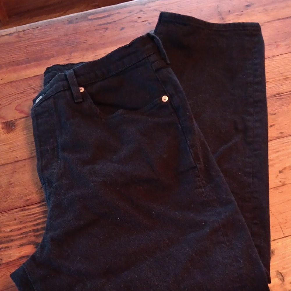 Levi's Black Ankle & Cropped Jeans